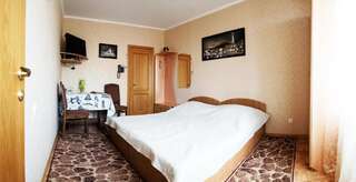Отель Отель ВВП Клуб Тирасполь Двухместный номер «Комфорт» с 1 кроватью или 2 отдельными кроватями-1
